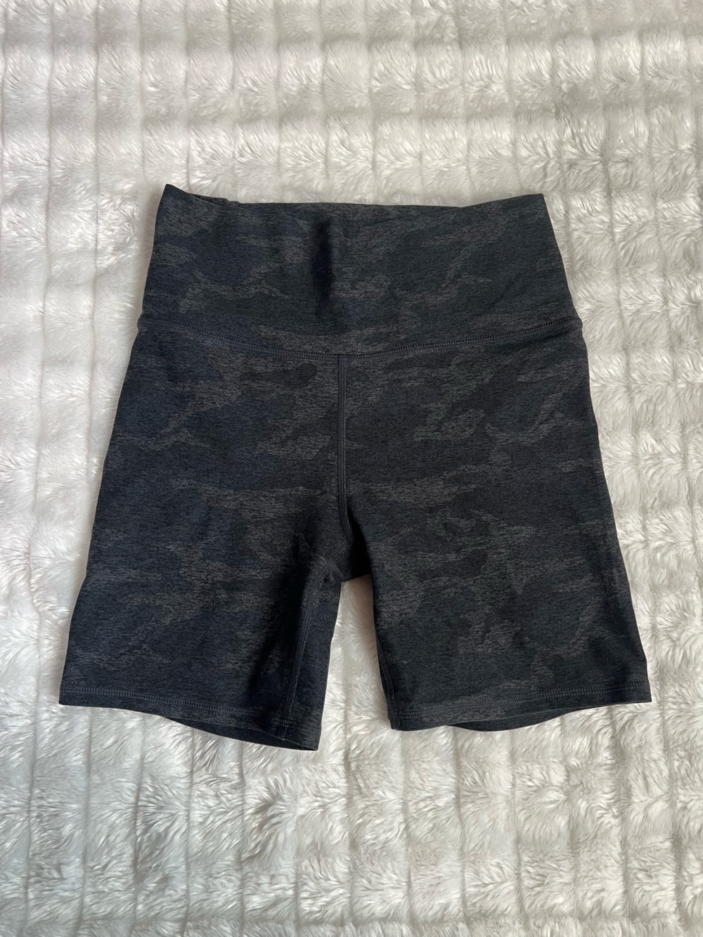 Vuori Camo Shorts